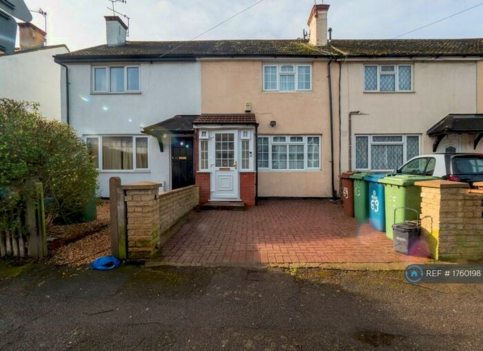 3 Bedroom Terraced House To Rent In Francis Road, Harrow, HA1