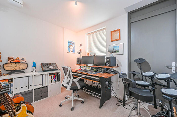 2 Bedroom Flat For Sale In Pioneer Court, , Royal Docks, London, E16