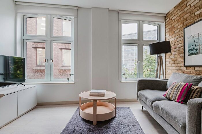 1 Bedroom Flat To Rent In City Of London, EC1A