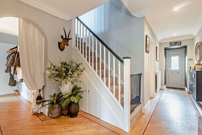 4 Bedroom Detached House For Sale In Botany Hill, The Sands, Farnham, Surrey, GU10