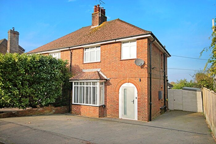 3 Bedroom Semi-Detached House For Sale In Top Road, Sharpthorne, RH19