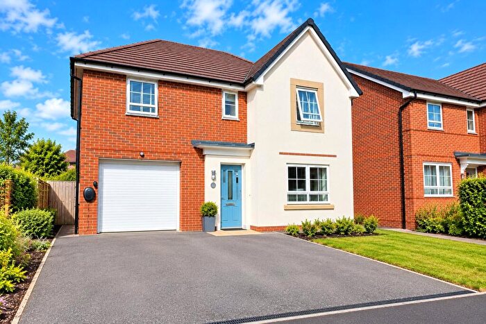 4 Bedroom Detached House For Sale In Harry Eaton Grove, Staffordshire, ST1