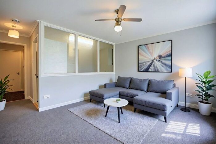 1 Bedroom Flat To Rent In Northumberland Road, Maidstone, ME15