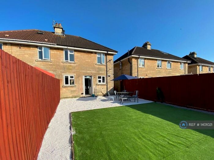4 Bedroom Semi-Detached House To Rent In Bath, Bath, BA2