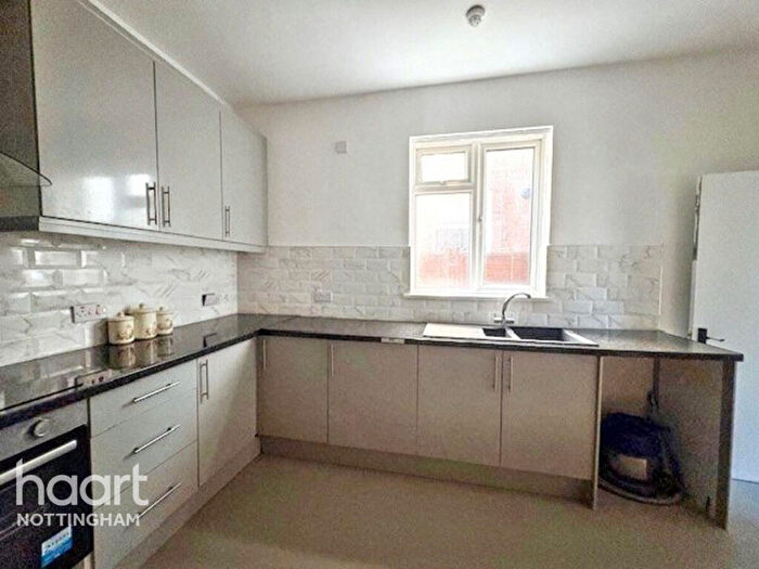 6 Bedroom Semi Detached House For Sale In Gregory Boulevard, Nottingham, NG7