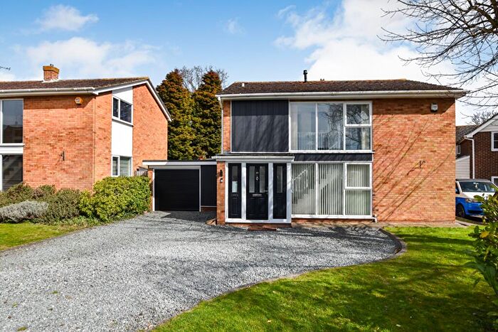 4 Bedroom Detached House For Sale In Willow Crescent, Hatfield Peverel, CM3