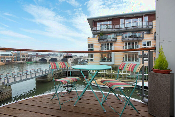 2 Bedroom Apartment To Rent In Marina Place, KT1