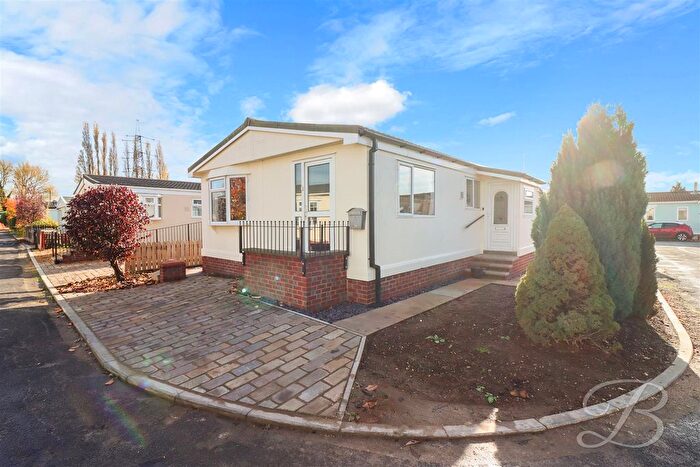 2 Bedroom Park Home For Sale In , Riverdale Park, Staveley, S43