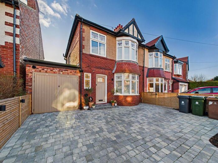 3 Bedroom Semi Detached House For Sale In Seatonville Crescent, Monkseaton, NE25