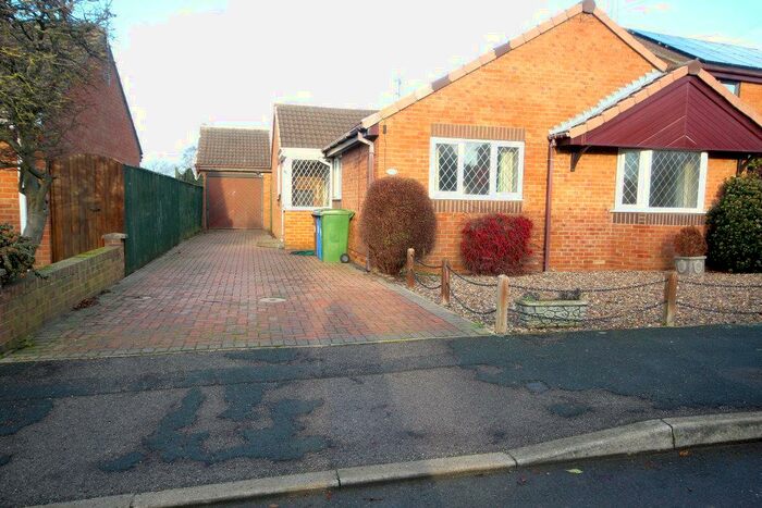 3 Bedroom Bungalow To Rent In South Carrs, Beverley, HU17