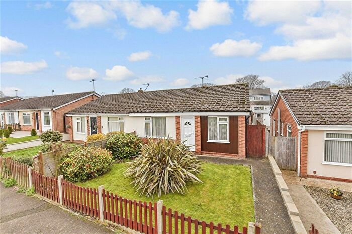 2 Bedroom Semi-Detached Bungalow For Sale In Mead Green, Chatham, Kent, ME5