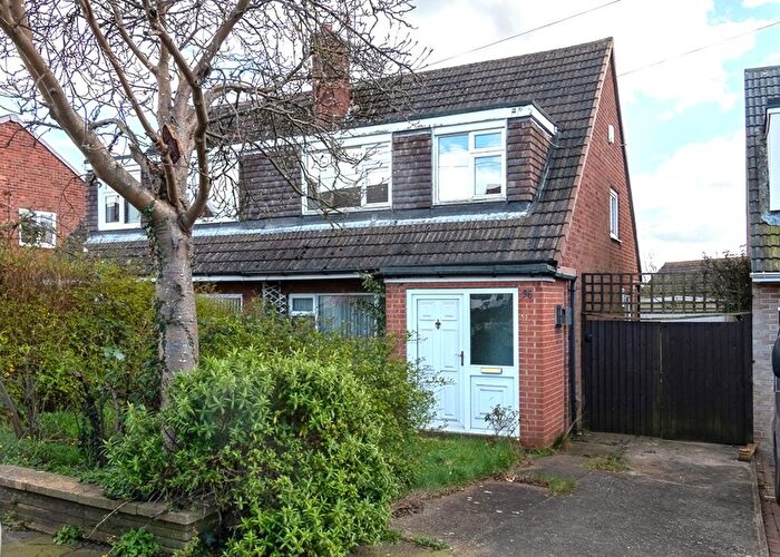 3 Bedroom Semi Detached House For Sale In Sisley Avenue, Stapleford, NG9