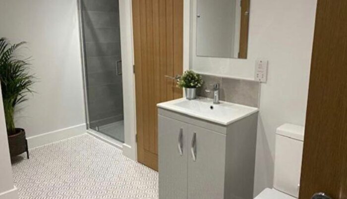 1 Bedroom Flat To Rent In Hursley Road, Chandler's Ford, Eastleigh, Hampshire, SO53