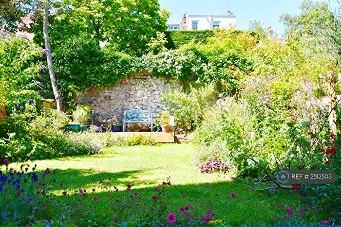 1 Bedroom Flat To Rent In Clifton Park Road, Bristol, BS8