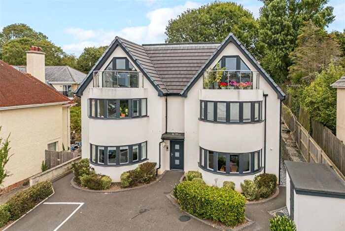 2 Bedroom Flat For Sale In Preston Road, Weymouth, DT3