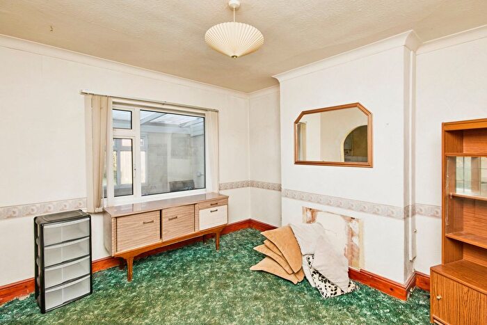 3 Bedroom Semi-Detached House For Sale In Wilsthorpe Road, Long Eaton, Nottingham, Derbyshire, NG10