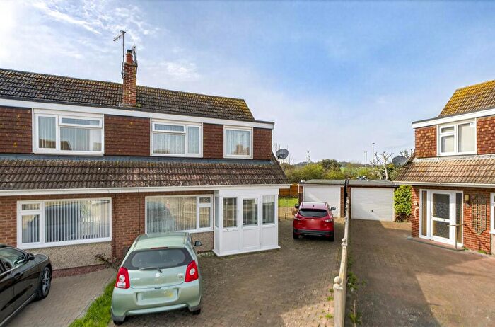 3 Bedroom Semi-Detached House For Sale In Lavant Close, Goring-By-Sea, BN12