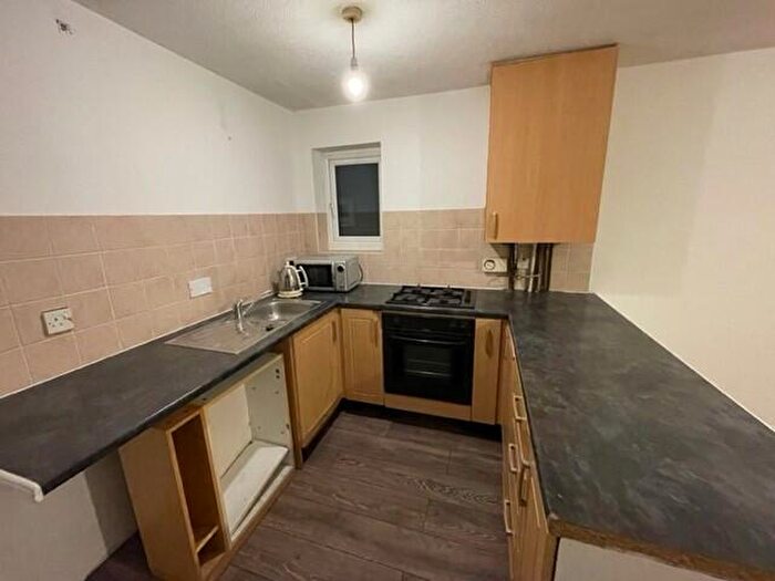 1 Bedroom Flat To Rent In The Cedars, Broom Road, Sittingbourne, ME10