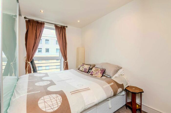 1 Bedroom Flat To Rent In Imperial Wharf, Fulham, London, SW6