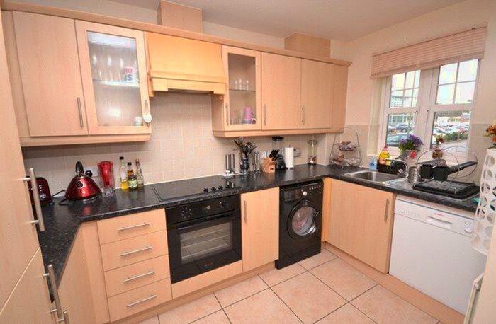 2 Bedroom Apartment To Rent In Thornbury Close, Mill Hill, NW7