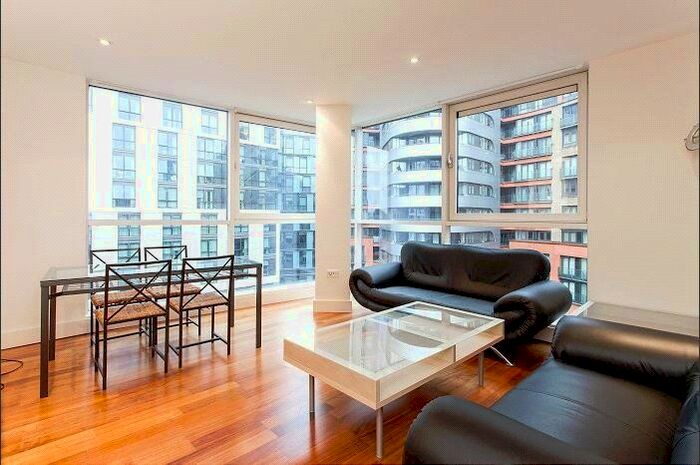 3 Bedroom Flat To Rent In Peninsula Apartments, 4 Praed Street, London W2