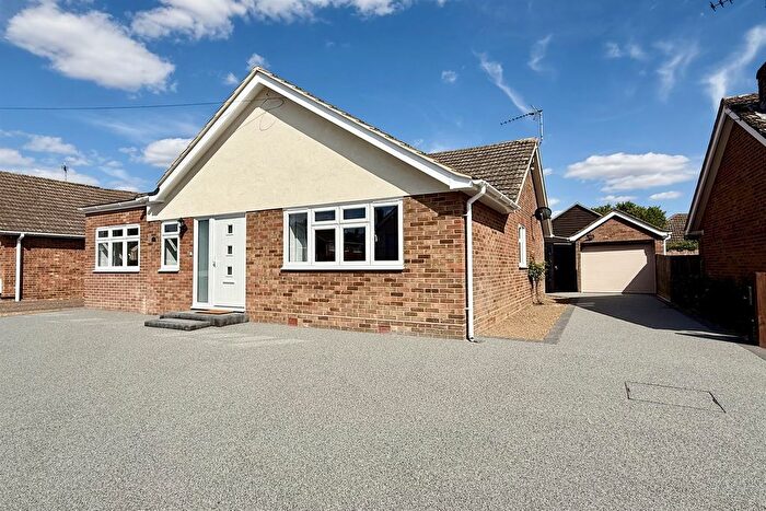 3 Bedroom Detached Bungalow To Rent In Sycamore Grove, Braintree, CM7