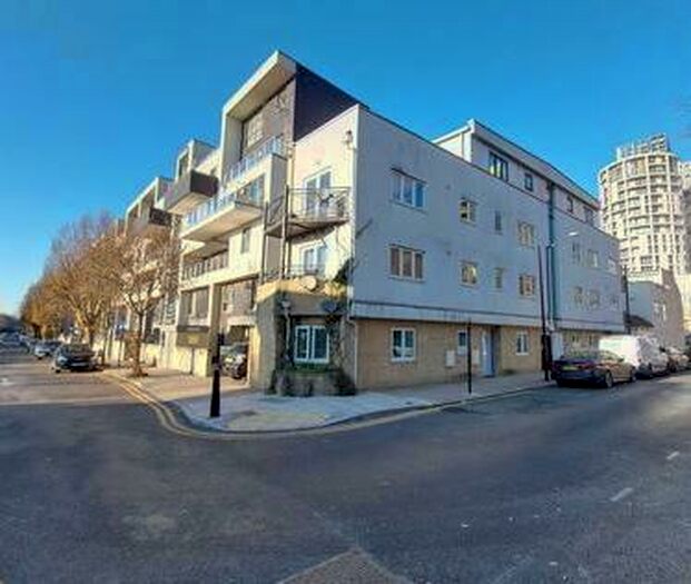 1 Bedroom Flat To Rent In Mellish Street, Isle Of Dogs, South Quay, Canary Wharf, Crossharbour, London, E14