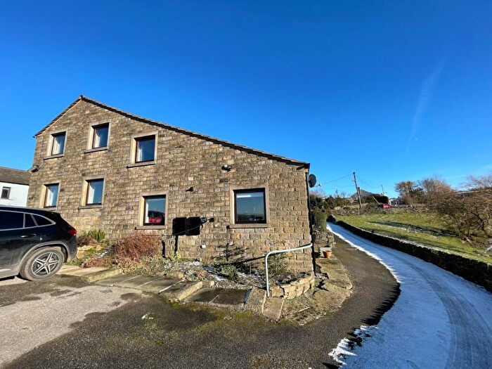 2 Bedroom House To Rent In Lane End Farm, Snowgatehead, Holmfirth, West Yorkshire, HD9