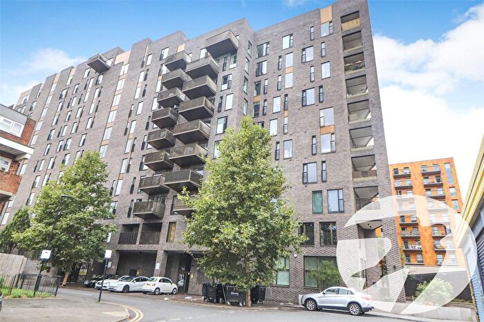 2 Bedroom Flat For Sale In Maud Street, London, E16