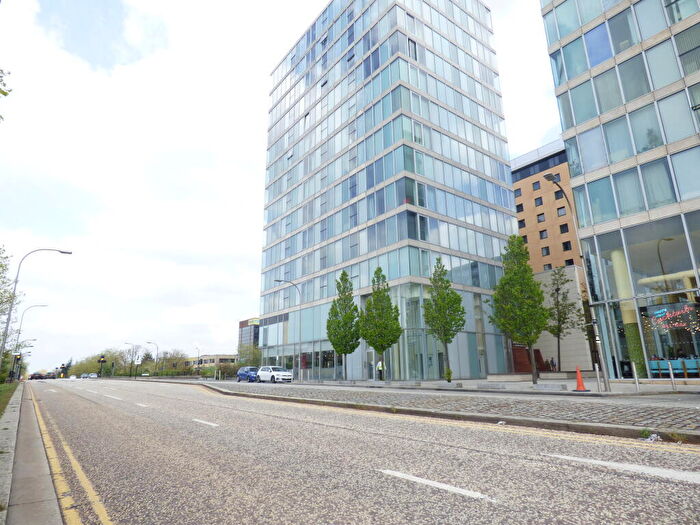 1 Bedroom Apartment To Rent In Manhattan House, Witan Gate, MK9