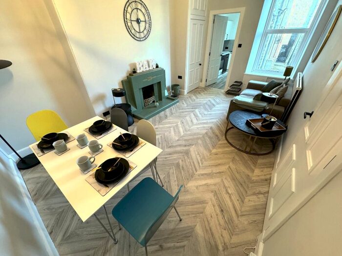 3 Bedroom Flat To Rent In Clifton Road, Kittybrewster, Aberdeen, AB24