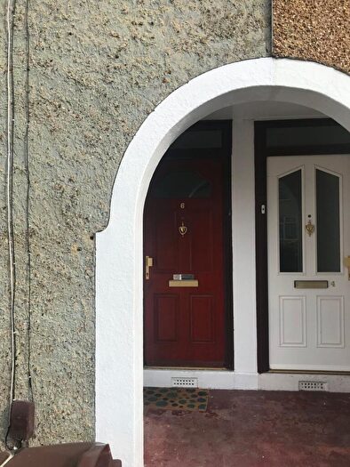 3 Bedroom Terraced House To Rent In Studley Road, Dagenham, Essex, RM9