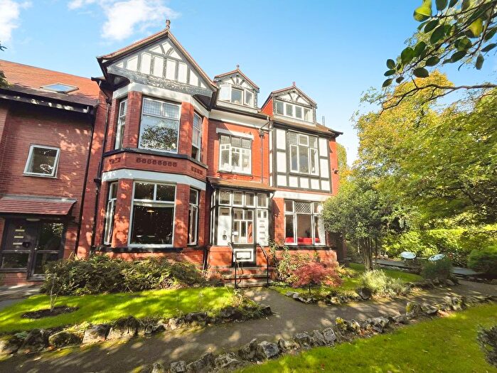 2 Bedroom Flat For Sale In Stonecroft, Parkfield Road South, Didsbury, Manchester, M20