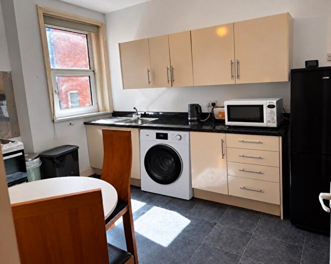 3 Bedroom House To Rent In Sidwell Street, Exeter, EX4