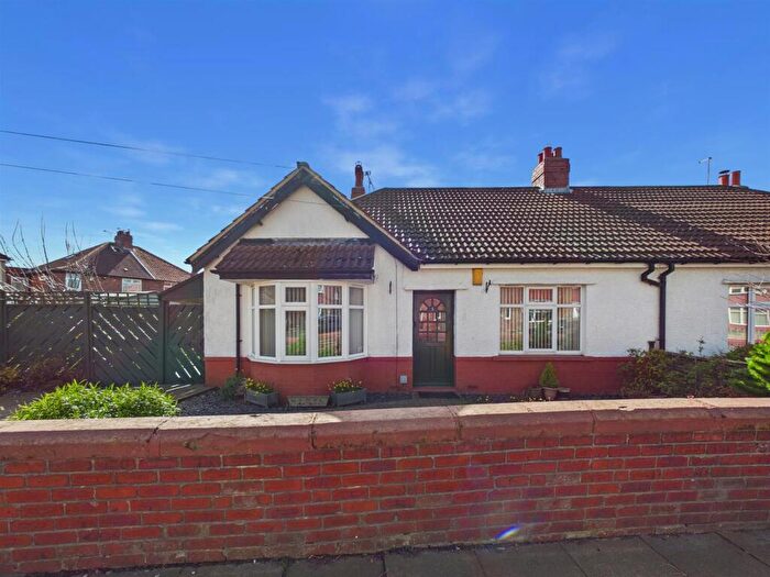 2 Bedroom Semi-Detached Bungalow For Sale In Pykerley Road, Monkseaton, NE25