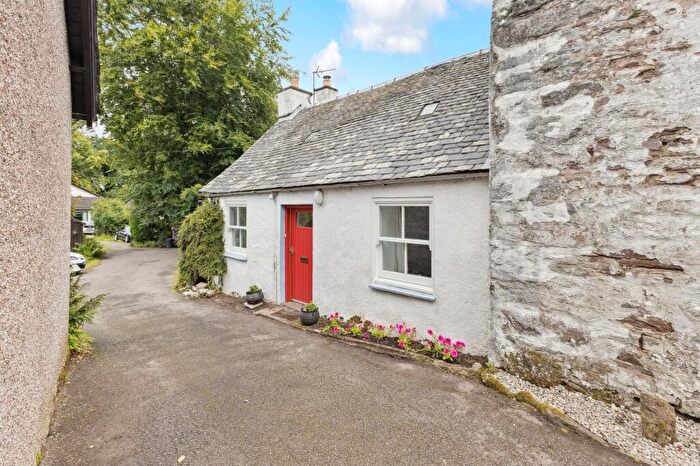 2 Bedroom Cottage For Sale In The Wynd, Muthill, PH5