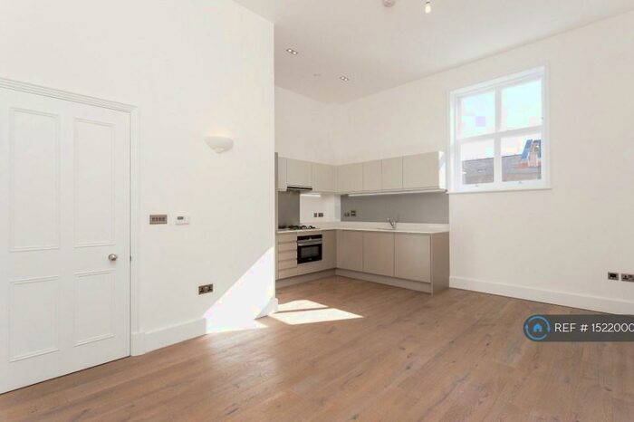 1 Bedroom Flat To Rent In Woolwich, London, SE18