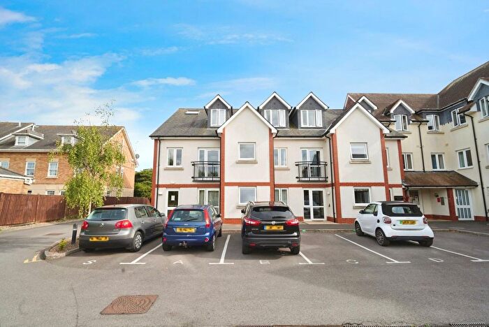 1 Bedroom Property To Rent In Avenue Road, Lymington, SO41