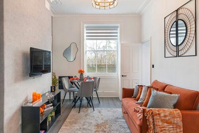 1 Bedroom Flat To Rent In Camberwell Road, London, SE5