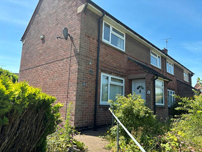 3 Bedroom Semi-Detached House To Rent In Farndon Way, Mansfield, NG19