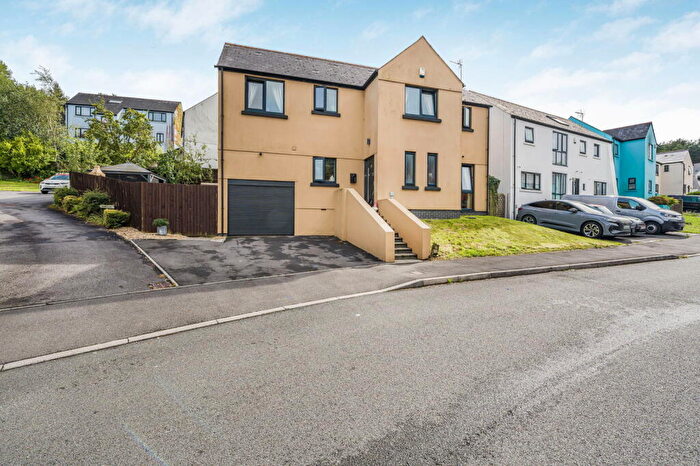 4 Bedroom Detached House For Sale In Duffryn Oaks Drive, Pencoed, Bridgend, CF35