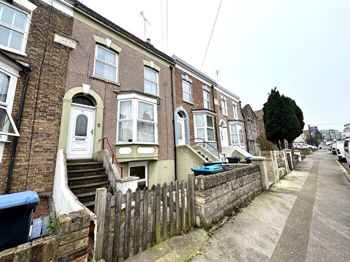 1 Bedroom Flat To Rent In Willsons Road, Ramsgate, CT11