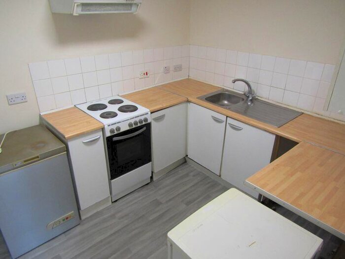 1 Bedroom Flat To Rent In Clough Road, Rotherham, S61
