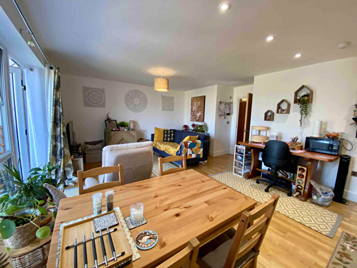 1 Bedroom Apartment For Sale In Pasture Court, Holmhill Drive, Old Felixstowe, IP11