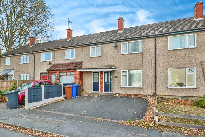 3 Bedroom Town House For Sale In Wyndale Drive, Ilkeston, DE7