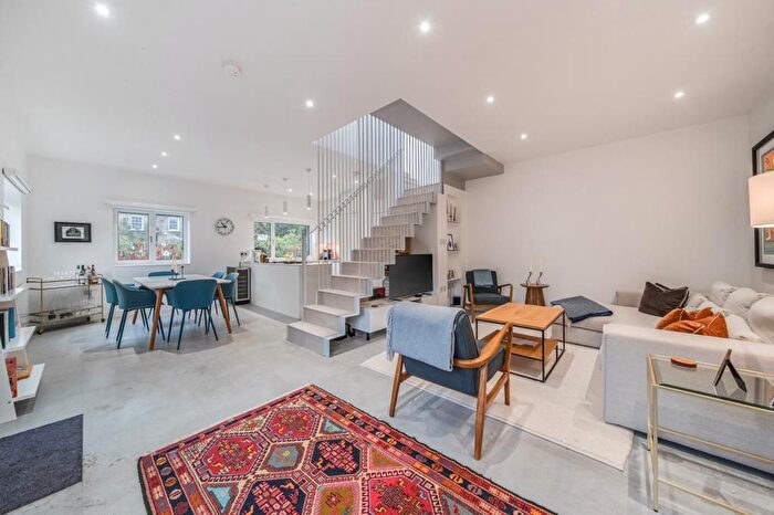 3 Bedroom End Terrace House To Rent In Orme Court Mews, Notting Hill, W2