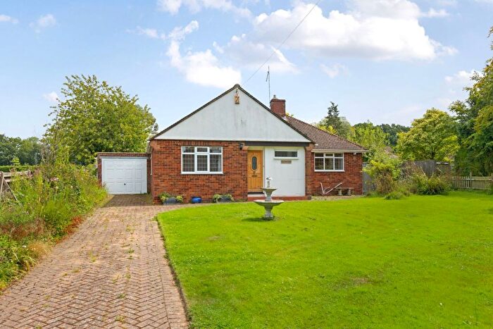 3 Bedroom Bungalow To Rent In Lealands Avenue, Leigh, Tonbridge, TN11