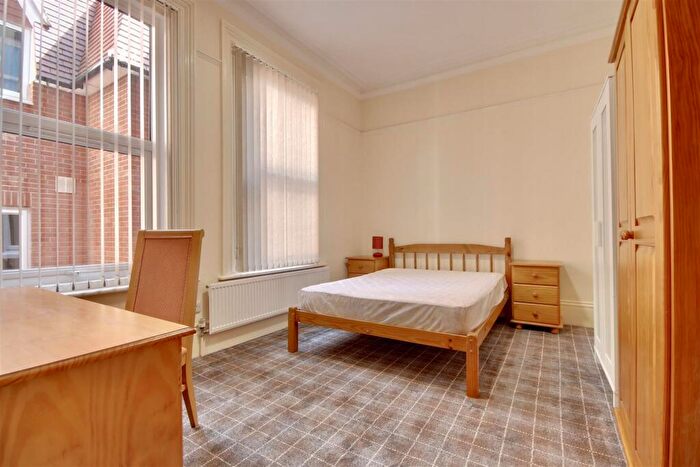 2 Bedroom Apartment To Rent In Festing Road, Southsea, PO4