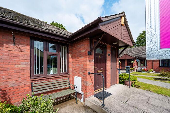 2 Bedroom Terraced Bungalow For Sale In Ormond Avenue, Westhead, L40