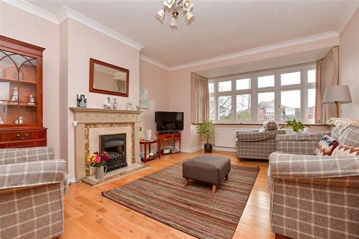 2 Bedroom Semi-Detached House For Sale In Goidel Close, Wallington, Surrey, SM6